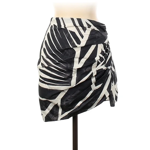 ZARA GEO PRINT MINI SKIRT - Picture 1 of 4